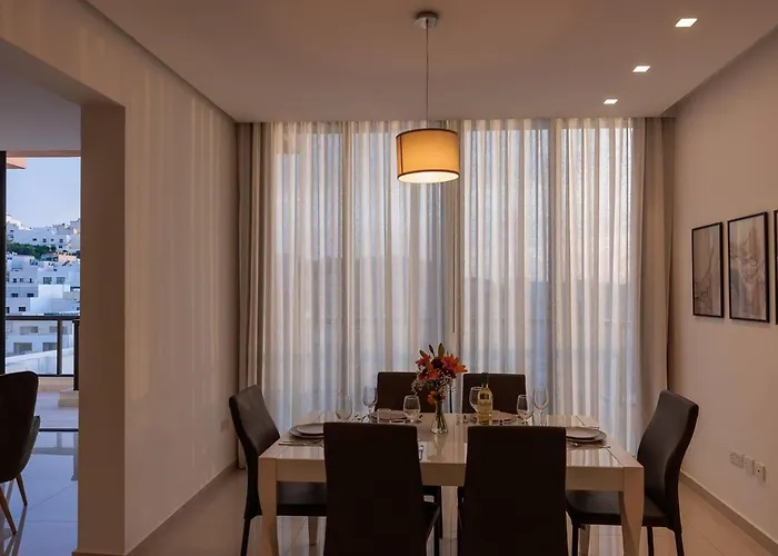 Stunning 3Bed With Views Mellieha By Homely